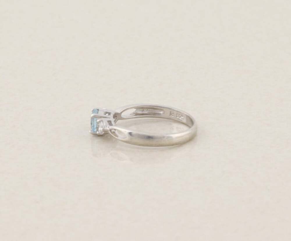 Sterling Silver Natural Sky Blue Topaz and Cubic Zirconia Ring Size 8 - Picture 6 of 7